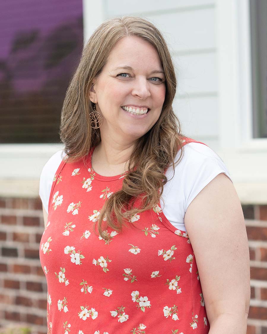 Vicki VanDenBerghe, LCSW, Therapist